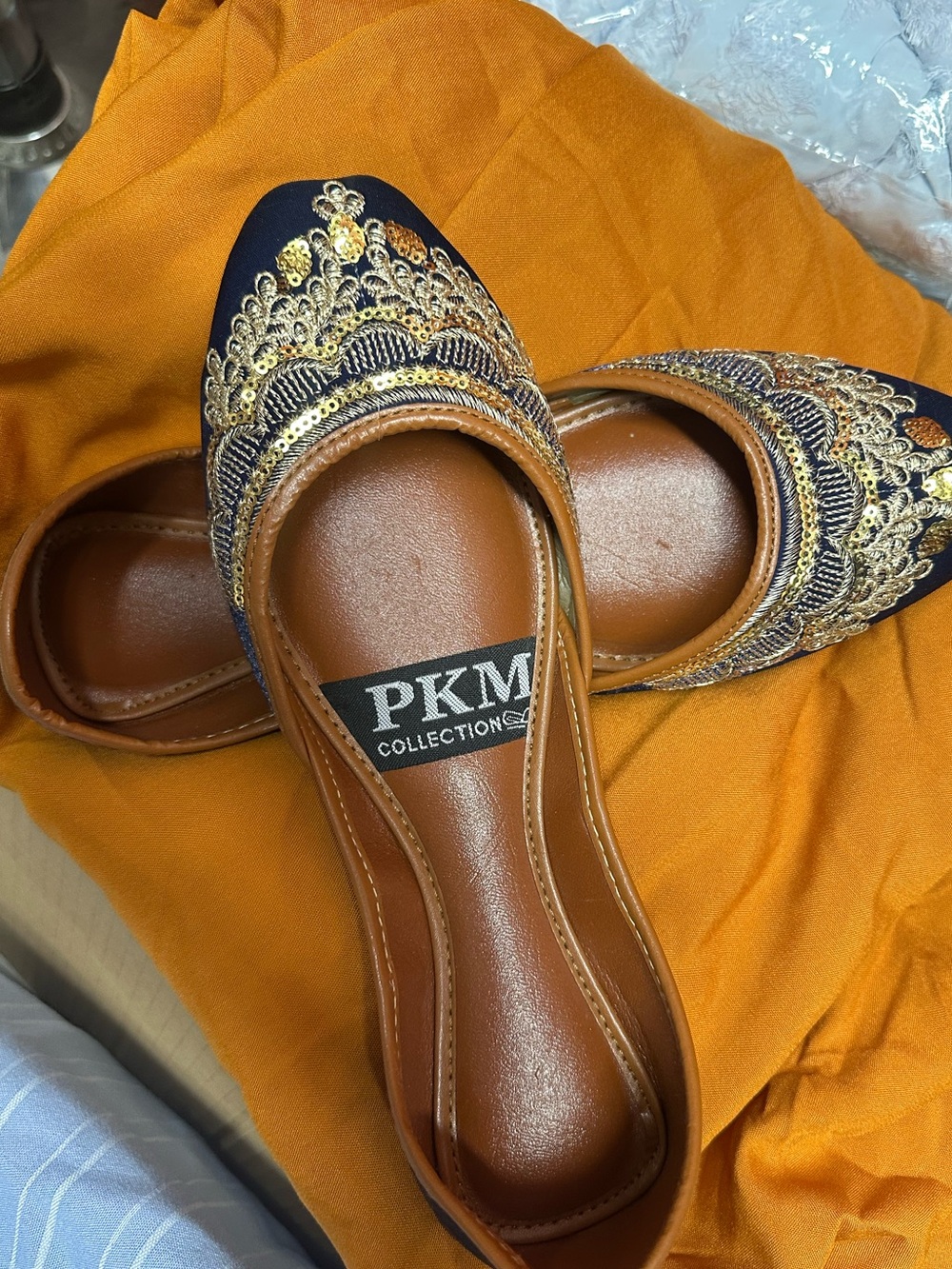 Women's Navy & Tan Embroidered Slip-On Flat khussa